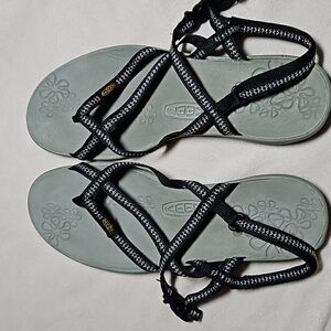 Keen La Paz sandals 8